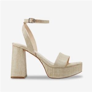 Marc Fisher Sadel Block Heel Platform Cream Sandal Size 6.5